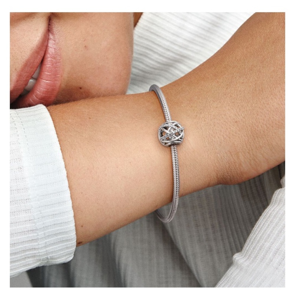 Pandora Sparkling Openwork Charm - image 1